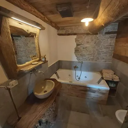 לינה וארוחת בוקר Maribru